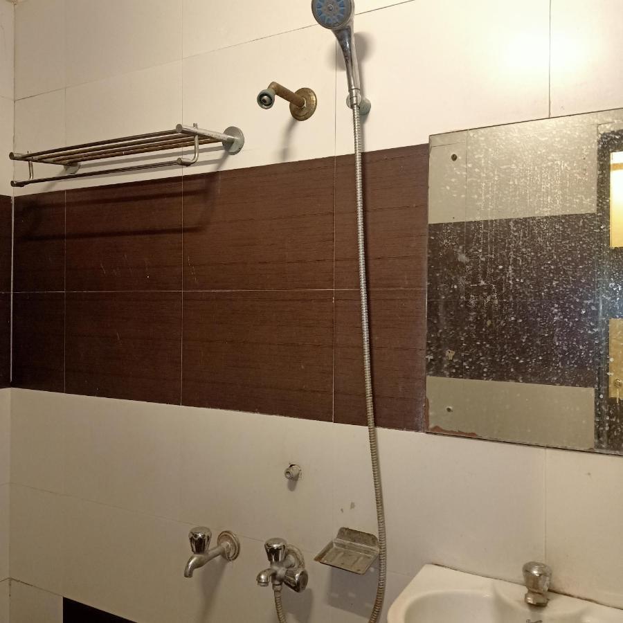 Hotel Palkhi Shirdi Ngoại thất bức ảnh